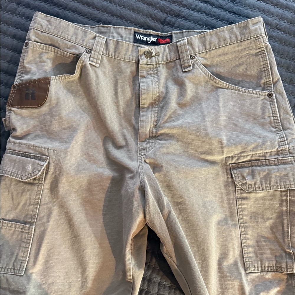 Wrangler Riggs Men's Tan Cargo Pants Size 38